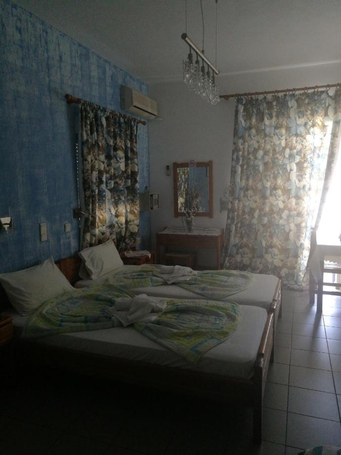 Adamas Rooms Palaiochora Exteriér fotografie