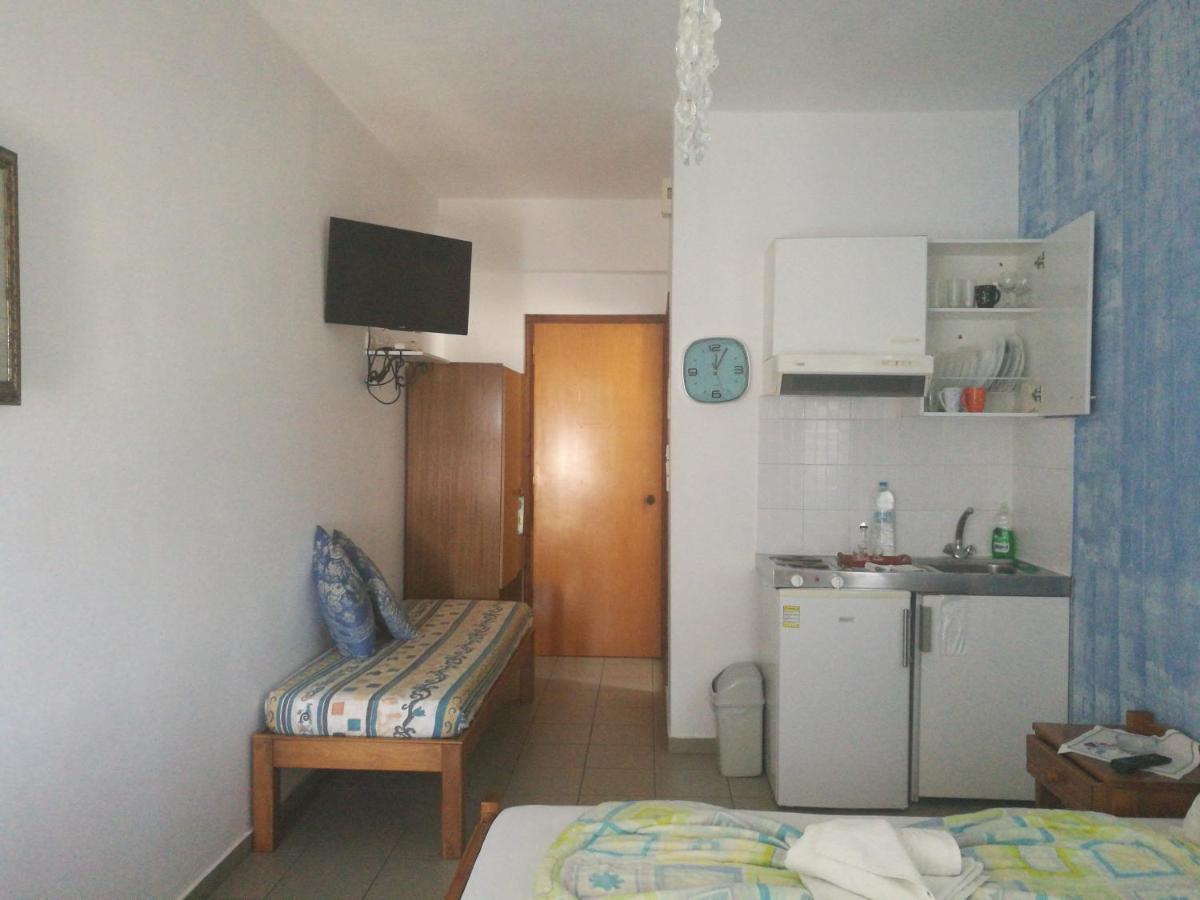 Adamas Rooms Palaiochora Exteriér fotografie